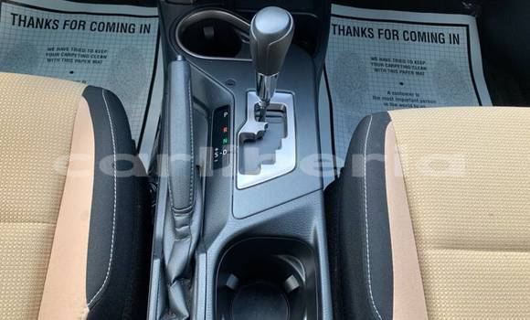 Buy Used Toyota RAV4 White Car in Monrovia in Montserrado County Buy Used Toyota RAV4 White Car in Monrovia in Montserrado County
