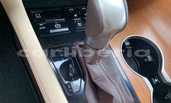 Buy Used Lexus RX 350 White Car in Monrovia in Montserrado County Buy Used Lexus RX 350 White Car in Monrovia in Montserrado County