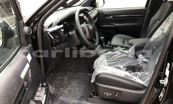 Buy Import Toyota Hilux Black Car in Monrovia in Montserrado County Buy Import Toyota Hilux Black Car in Monrovia in Montserrado County