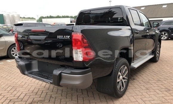 Buy Import Toyota Hilux Black Car in Monrovia in Montserrado County Buy Import Toyota Hilux Black Car in Monrovia in Montserrado County