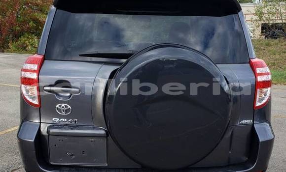 Acheter Occasion Voiture Toyota RAV4 Beige à Monrovia, Comté de Montserrado Acheter Occasion Voiture Toyota RAV4 Beige à Monrovia, Comté de Montserrado