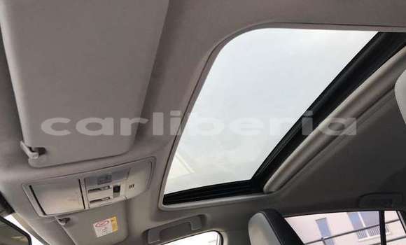 Acheter Occasion Voiture Toyota RAV4 Blanc à Monrovia, Comté de Montserrado Acheter Occasion Voiture Toyota RAV4 Blanc à Monrovia, Comté de Montserrado