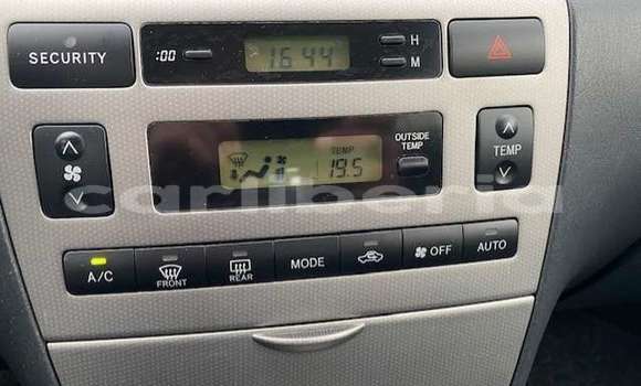 Acheter Occasion Voiture Toyota Corolla Marron à Monrovia, Comté de Montserrado Acheter Occasion Voiture Toyota Corolla Marron à Monrovia, Comté de Montserrado