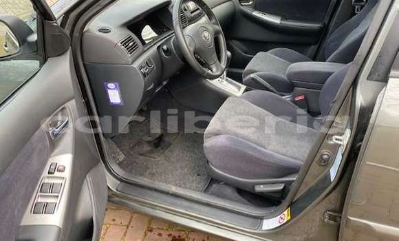 Acheter Occasion Voiture Toyota Corolla Marron à Monrovia, Comté de Montserrado Acheter Occasion Voiture Toyota Corolla Marron à Monrovia, Comté de Montserrado