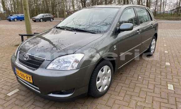 Acheter Occasion Voiture Toyota Corolla Marron à Monrovia, Comté de Montserrado Acheter Occasion Voiture Toyota Corolla Marron à Monrovia, Comté de Montserrado