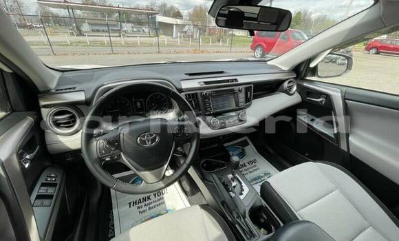 Acheter Occasion Voiture Toyota RAV4 Blanc à Monrovia, Comté de Montserrado Acheter Occasion Voiture Toyota RAV4 Blanc à Monrovia, Comté de Montserrado