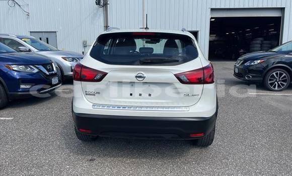 Acheter Occasion Voiture Nissan Rogue Blanc à Monrovia, Comté de Montserrado Acheter Occasion Voiture Nissan Rogue Blanc à Monrovia, Comté de Montserrado