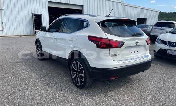 Acheter Occasion Voiture Nissan Rogue Blanc à Monrovia, Comté de Montserrado Acheter Occasion Voiture Nissan Rogue Blanc à Monrovia, Comté de Montserrado