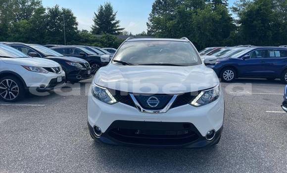 Acheter Occasion Voiture Nissan Rogue Blanc à Monrovia, Comté de Montserrado Acheter Occasion Voiture Nissan Rogue Blanc à Monrovia, Comté de Montserrado