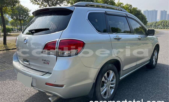 Acheter Occasion Voiture Haval H6 Gris à Bensonville, Comté de Montserrado Acheter Occasion Voiture Haval H6 Gris à Bensonville, Comté de Montserrado