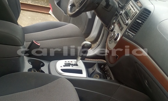 Acheter Occasion Voiture Hyundai Santa Fe Gris à Monrovia, Comté de Montserrado Acheter Occasion Voiture Hyundai Santa Fe Gris à Monrovia, Comté de Montserrado