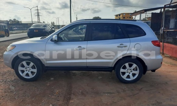 Buy Used Hyundai Santa Fe Silver Car in Monrovia in Montserrado County Buy Used Hyundai Santa Fe Silver Car in Monrovia in Montserrado County