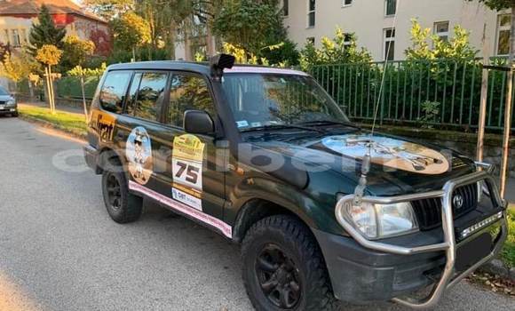 Acheter Occasion Voiture Toyota Land Cruiser Prado Vert à Monrovia, Comté de Montserrado