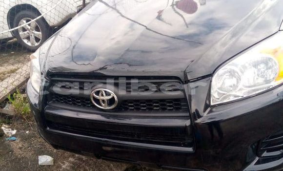 Acheter Occasion Voiture Toyota RAV4 Noir à Monrovia, Comté de Montserrado Acheter Occasion Voiture Toyota RAV4 Noir à Monrovia, Comté de Montserrado