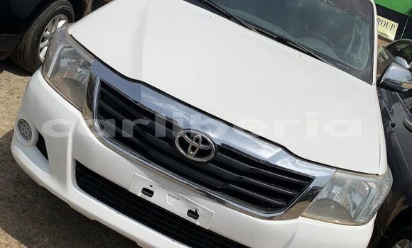 Buy Used Toyota Hilux White Car in Monrovia in Montserrado County Buy Used Toyota Hilux White Car in Monrovia in Montserrado County