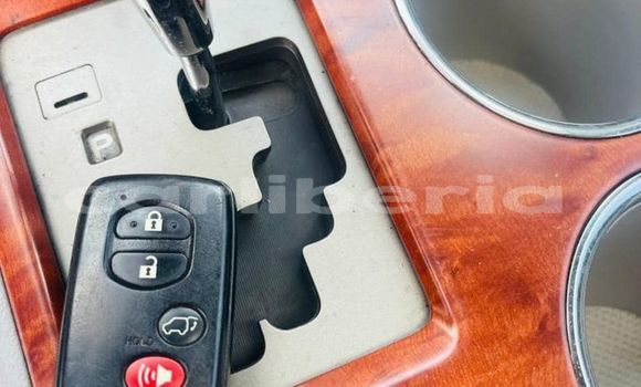 Buy Used Toyota Highlander White Car in Monrovia in Montserrado County Buy Used Toyota Highlander White Car in Monrovia in Montserrado County