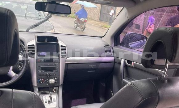 Acheter Occasion Voiture Chevrolet Captiva Bleu à Monrovia, Comté de Montserrado Acheter Occasion Voiture Chevrolet Captiva Bleu à Monrovia, Comté de Montserrado