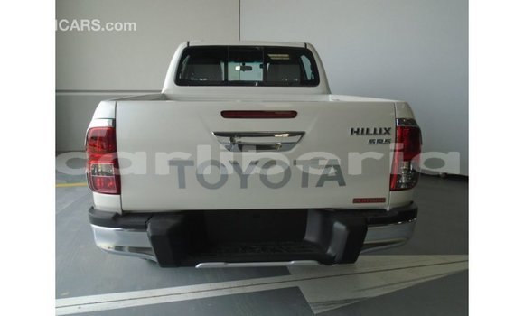 Acheter Import Voiture Toyota Hilux Blanc à Import - Dubai, Comté de Bomi Acheter Import Voiture Toyota Hilux Blanc à Import - Dubai, Comté de Bomi