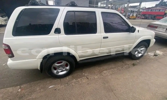 Acheter Occasion Voiture Nissan Pathfinder Blanc à Monrovia, Comté de Montserrado Acheter Occasion Voiture Nissan Pathfinder Blanc à Monrovia, Comté de Montserrado