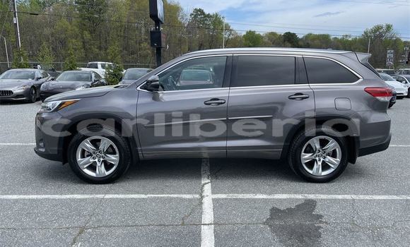 Buy Used Toyota Highlander Other Car in Kakata in Margibi County Buy Used Toyota Highlander Other Car in Kakata in Margibi County