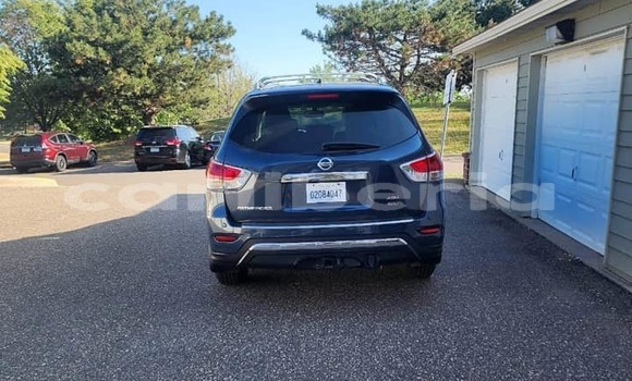 Acheter Occasion Voiture Nissan Pathfinder Bleu à Monrovia, Comté de Montserrado Acheter Occasion Voiture Nissan Pathfinder Bleu à Monrovia, Comté de Montserrado