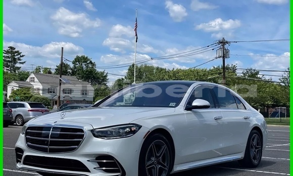 Buy Used Mercedes-Benz S–Class White Car in Bensonville in Montserrado County