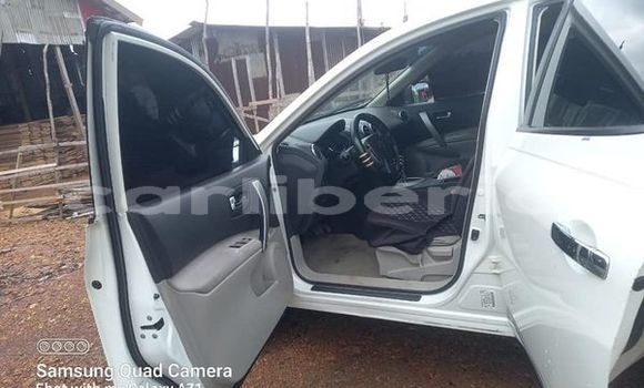 Buy Used Nissan Rogue Other Car in Buutuo in Nimba County Buy Used Nissan Rogue Other Car in Buutuo in Nimba County