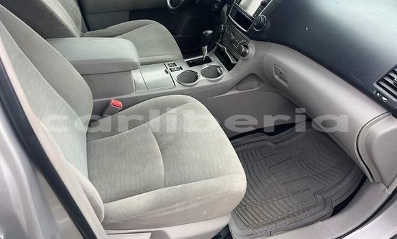 Buy Used Toyota Highlander Other Car in Monrovia in Montserrado County Buy Used Toyota Highlander Other Car in Monrovia in Montserrado County
