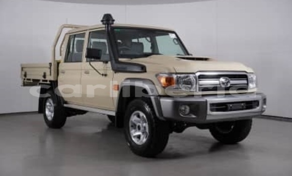 Buy Used Toyota Land Cruiser White Car in Monrovia in Montserrado County Buy Used Toyota Land Cruiser White Car in Monrovia in Montserrado County