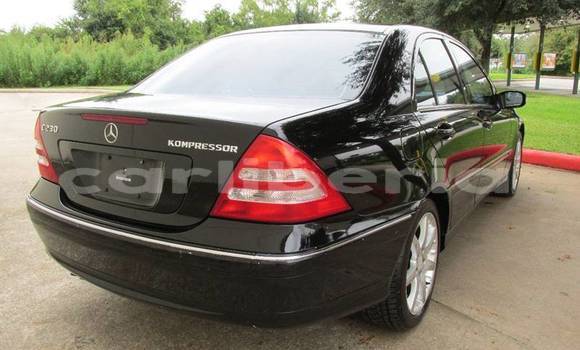 Buy Used Mercedes-Benz C-klasse Black Car in Monrovia in Montserrado County Buy Used Mercedes-Benz C-klasse Black Car in Monrovia in Montserrado County