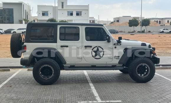 Buy Used Jeep Wrangler White Car in Buutuo in Nimba County Buy Used Jeep Wrangler White Car in Buutuo in Nimba County