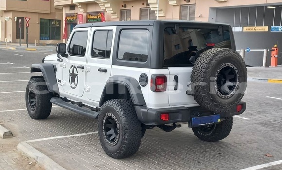Buy Used Jeep Wrangler White Car in Buutuo in Nimba County Buy Used Jeep Wrangler White Car in Buutuo in Nimba County