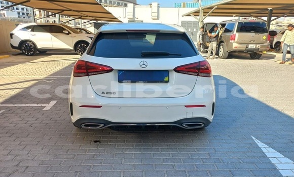 Buy Used Mercedes-Benz A200 White Car in Monrovia in Montserrado County Buy Used Mercedes-Benz A200 White Car in Monrovia in Montserrado County