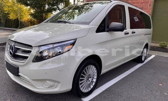Buy Used Mercedes-Benz Vito White Car in Monrovia in Montserrado County Buy Used Mercedes-Benz Vito White Car in Monrovia in Montserrado County