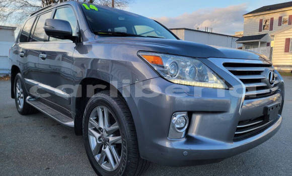 Buy Used Lexus LX 570 Other Car in Monrovia in Montserrado County Buy Used Lexus LX 570 Other Car in Monrovia in Montserrado County