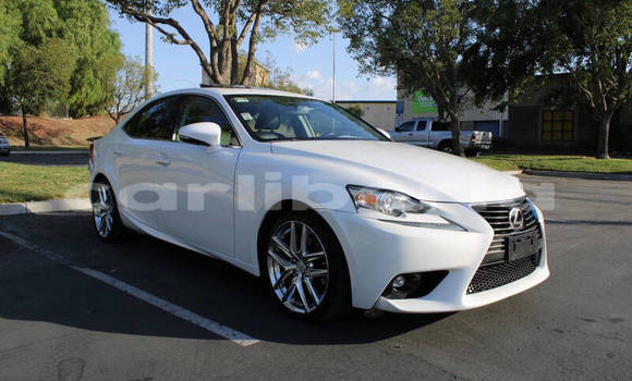 Buy Used Lexus IS White Car in Monrovia in Montserrado County Buy Used Lexus IS White Car in Monrovia in Montserrado County