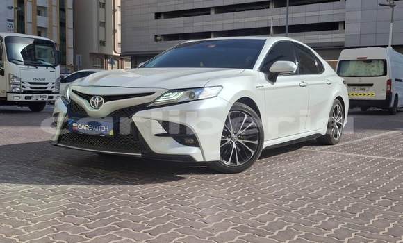 Buy Used Toyota Camry White Car in Monrovia in Montserrado County Buy Used Toyota Camry White Car in Monrovia in Montserrado County