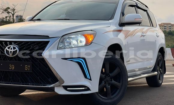 Buy Used Toyota RAV4 White Car in Monrovia in Montserrado County Buy Used Toyota RAV4 White Car in Monrovia in Montserrado County
