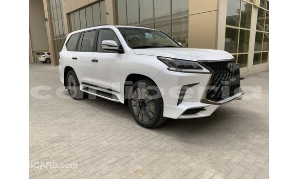 Acheter Import Voiture Lexus LX Blanc à Import - Dubai, Comté de Bomi Acheter Import Voiture Lexus LX Blanc à Import - Dubai, Comté de Bomi