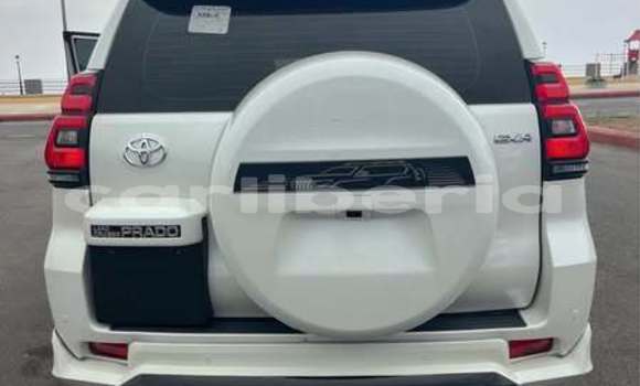 Buy Used Toyota Prado White Car in Monrovia in Montserrado County Buy Used Toyota Prado White Car in Monrovia in Montserrado County
