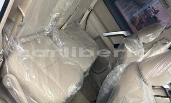Buy Used Toyota Prado White Car in Monrovia in Montserrado County Buy Used Toyota Prado White Car in Monrovia in Montserrado County