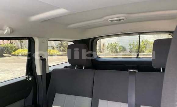 Buy Used Dodge Nitro Other Car in Monrovia in Montserrado County Buy Used Dodge Nitro Other Car in Monrovia in Montserrado County
