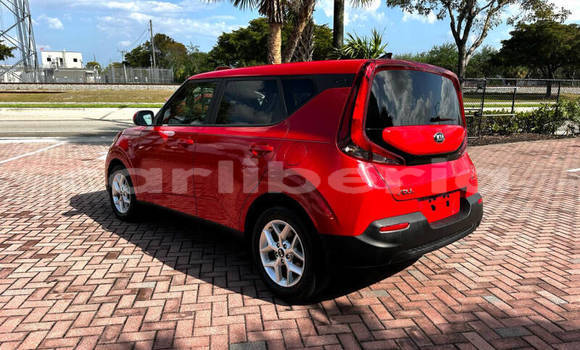 Acheter Occasion Voiture Kia Soul Rouge à Monrovia, Comté de Montserrado Acheter Occasion Voiture Kia Soul Rouge à Monrovia, Comté de Montserrado