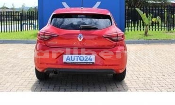 Buy Used Renault Clio Red Car in Monrovia in Montserrado County Buy Used Renault Clio Red Car in Monrovia in Montserrado County