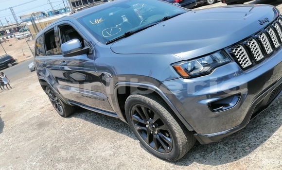 Buy Used Jeep Grand Cherokee Silver Car in Monrovia in Montserrado County Buy Used Jeep Grand Cherokee Silver Car in Monrovia in Montserrado County