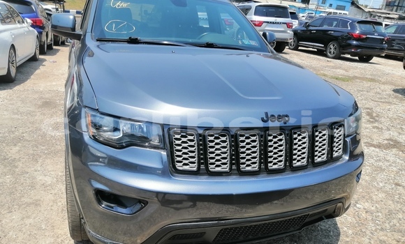Buy Used Jeep Grand Cherokee Silver Car in Monrovia in Montserrado County Buy Used Jeep Grand Cherokee Silver Car in Monrovia in Montserrado County