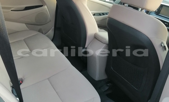 Acheter Occasion Voiture Hyundai Tucson Rouge à Monrovia, Comté de Montserrado Acheter Occasion Voiture Hyundai Tucson Rouge à Monrovia, Comté de Montserrado