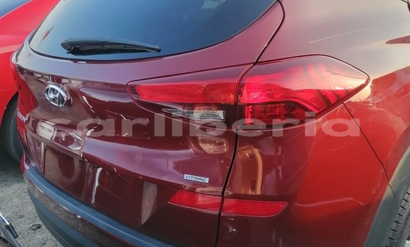 Acheter Occasion Voiture Hyundai Tucson Rouge à Monrovia, Comté de Montserrado Acheter Occasion Voiture Hyundai Tucson Rouge à Monrovia, Comté de Montserrado