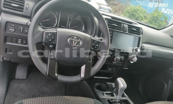 Acheter Occasion Voiture Toyota 4Runner Blanc à Monrovia, Comté de Montserrado Acheter Occasion Voiture Toyota 4Runner Blanc à Monrovia, Comté de Montserrado