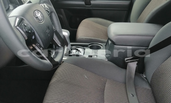 Acheter Occasion Voiture Toyota 4Runner Blanc à Monrovia, Comté de Montserrado Acheter Occasion Voiture Toyota 4Runner Blanc à Monrovia, Comté de Montserrado